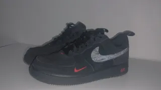 Nike Air Force 1 Negras Rojas Talla 42 