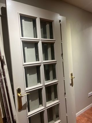 2 Puertas Dobles Madera y Cristal