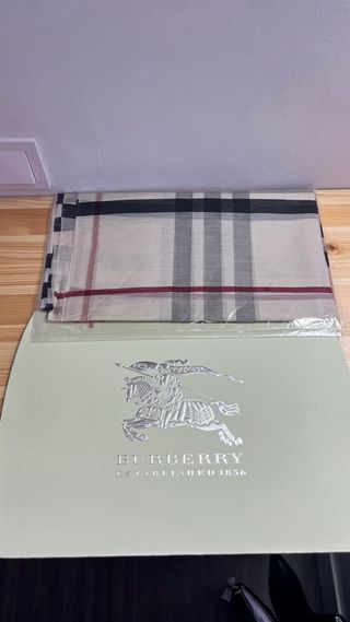 Pañuelo Burberry Seda Hombre Beige Multicolor