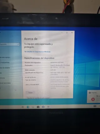 Toshiba Satellite L735-13G Portátil