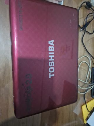 Toshiba Satellite L735-13G Portátil
