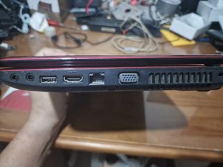 Toshiba Satellite L735-13G Portátil