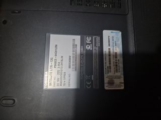 Toshiba Satellite L735-13G Portátil
