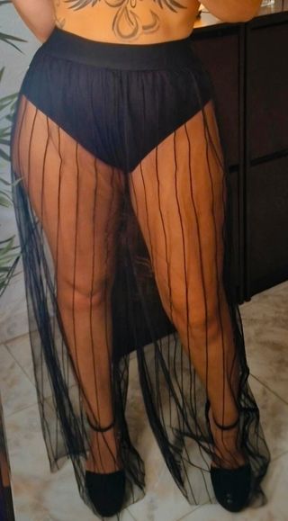 Pantalón tul transparente negro