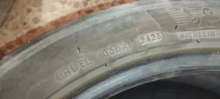2 Neumáticos Michelin Pilot Sport 4 235/45R18 98Y
