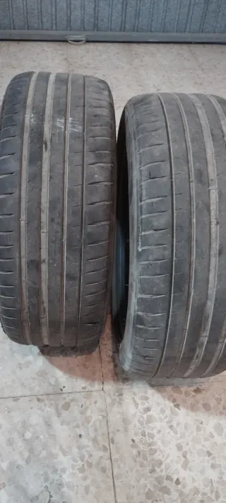 2 Neumáticos Michelin Pilot Sport 4 235/45R18 98Y