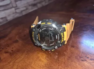 Reloj Smael Negro y Amarillo