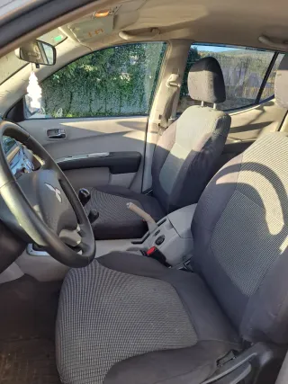 Mitsubishi L 200 2009