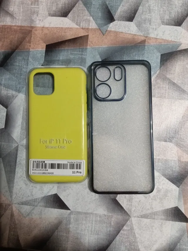 Funda iPhone 11 Pro Silicona Amarilla
Funda