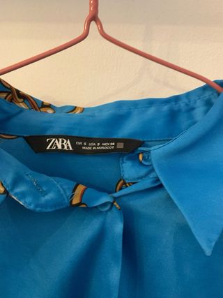 Camicia Zara con catene oro