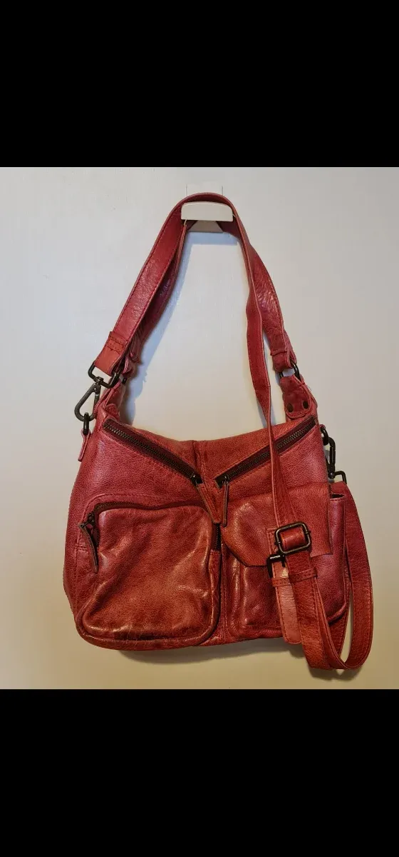 Bolso Piel Rojo Múltiples Bolsillos