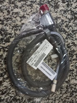 Tubo de entrada de agua para lavavajillas AEG