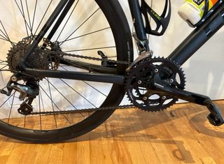 Bicicleta Cube Attain Race 2025