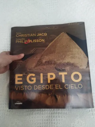 Libro Egipto visto desde el cielo