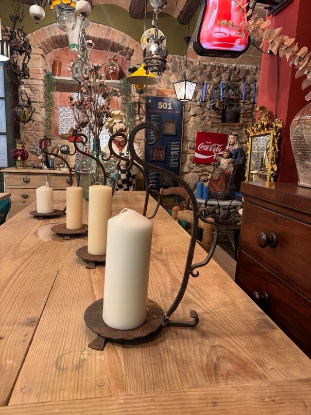 4 Candelabros Antiguos de forja.