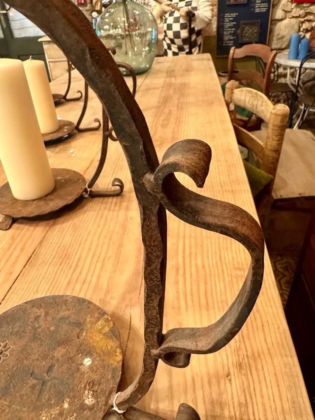 4 Candelabros Antiguos de forja.