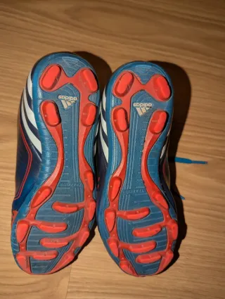 Botas de fútbol Adidas Tacos Azul/Rojo talla 33