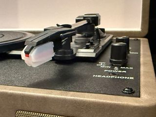 Tocadiscos Portátil Trynnay Beige/Negro