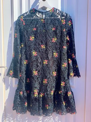Vestido Zara encaje flores negro