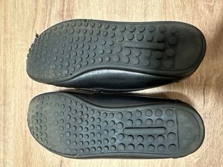 Mocasines niño piel negro TIGGAS talla 36