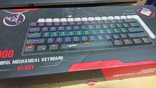 Teclado Mecánico HYES V900 61-Key RGB