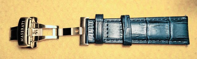 Reloj Maserati automático, dorado y azul