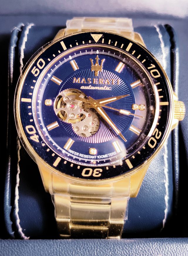 Reloj Maserati automático, dorado y azul