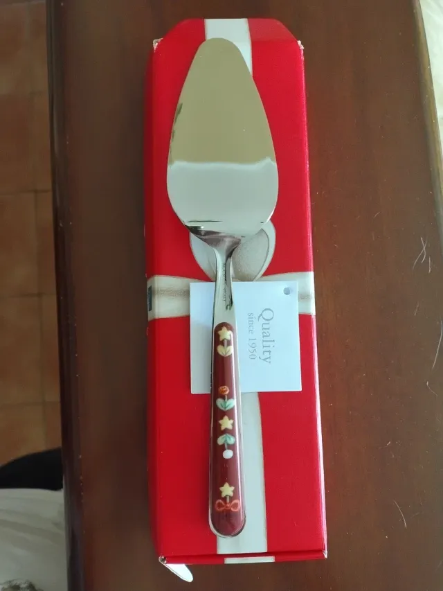 Paletta per torta Thun decorata