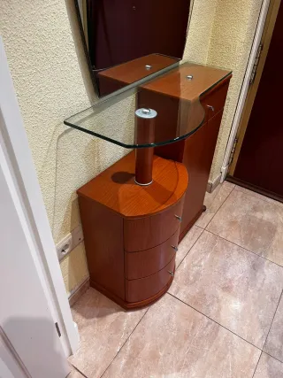 Mueble recibidor madera y cristal