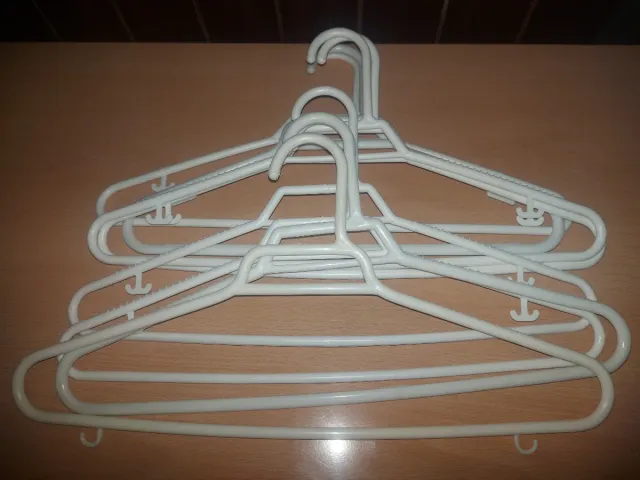 Lote 8 Perchas Plástico Blancas