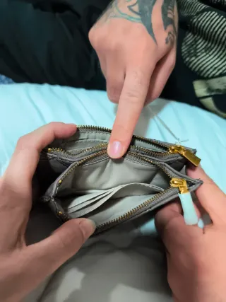 Cartera monedero Guess marrón