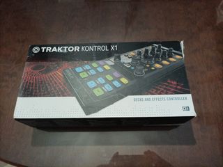Controlador Traktor Kontrol X1