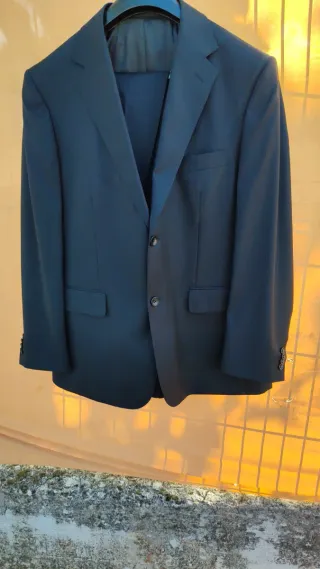 Traje de hombre negro