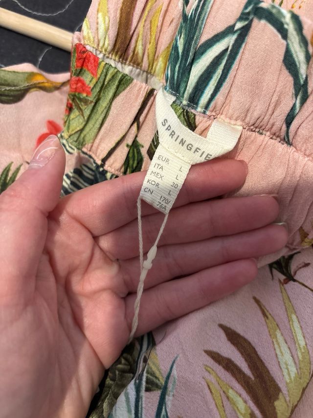 Pantalón fluido estampado flores