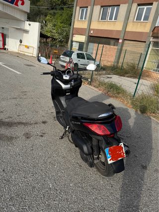 Yamaha XMAX 250 2012