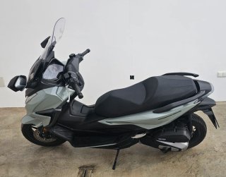 Honda Forza 125 2023- 2.880 km.