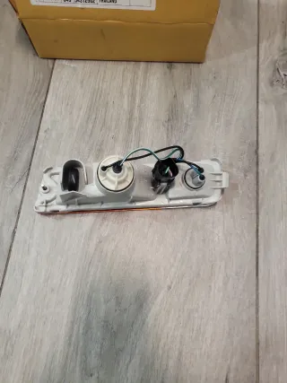Luz intermitente Mitsubishi L200 2001-2005