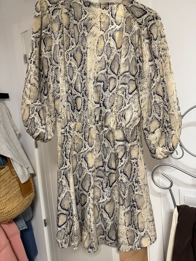 Vestido estampado serpiente