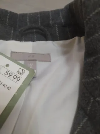 Chaqueta gris de raya diplomática