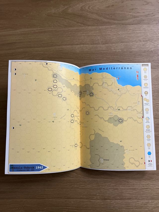 Lote 4 revistas Soldados y Estrategia.