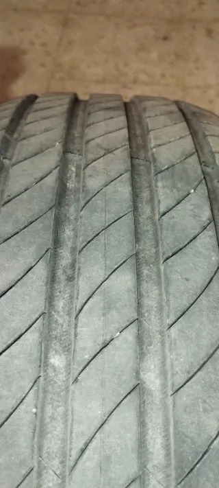 2 Neumáticos Michelin Primacy4 195/55R26 87H