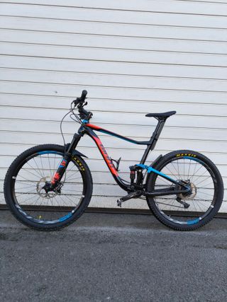 Giant Anthem 1 (2017) – Doble suspensión XC 27.5”