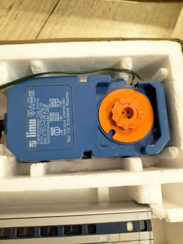 Lotto trenino Lima ETR 401 + locomotore E 645 FS