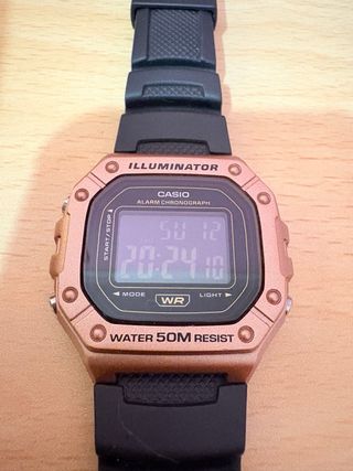 Reloj Casio Digital Cobre y Negro