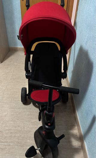 Triciclo Smartrike Rojo ,apenas se ha usado.
