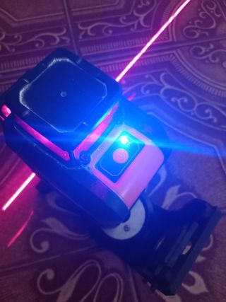 Nivel Láser TACKlife SC-L04
