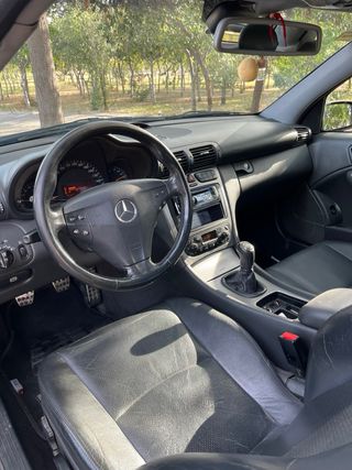 Mercedes-Benz Sportcoupé Clase C 220 CDI 2002