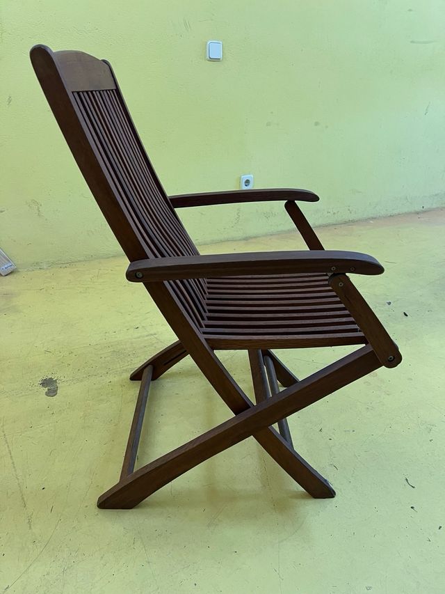 Conjunto mesa y sillones de teca exterior