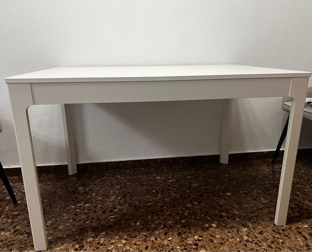 Mesa de comedor extensible blanca
120cm 