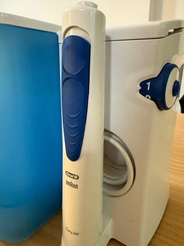 Irrigador Dental Oral-B OxyJet